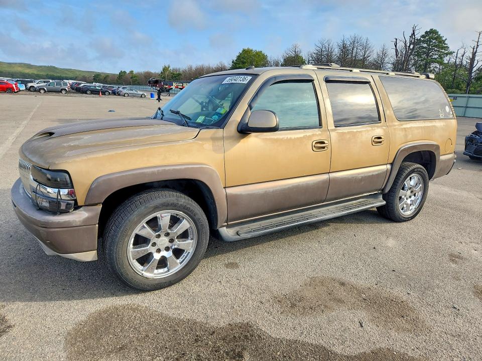 2002 CHEVROLET SUBURBAN - Търг №69040136