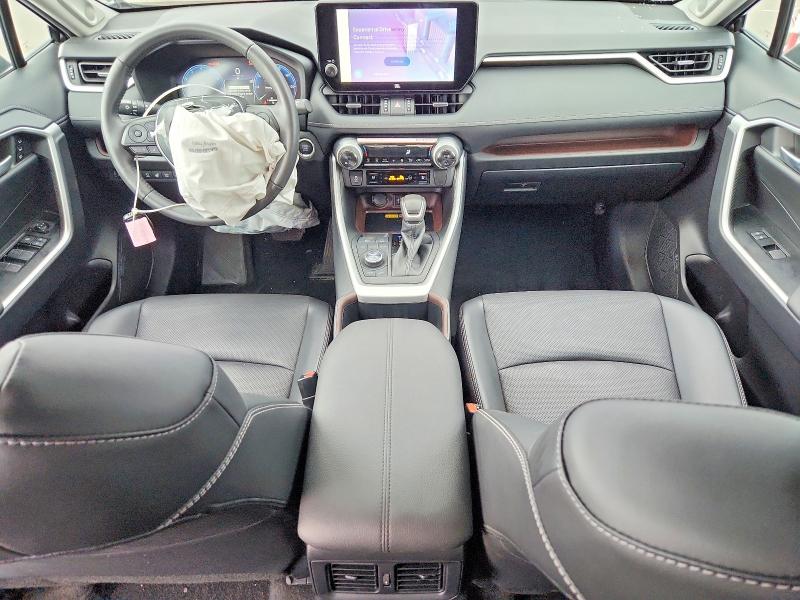 Photo 8 from auction – 2025 TOYOTA RAV4 with VIN 2T3N1RFV8SW526143