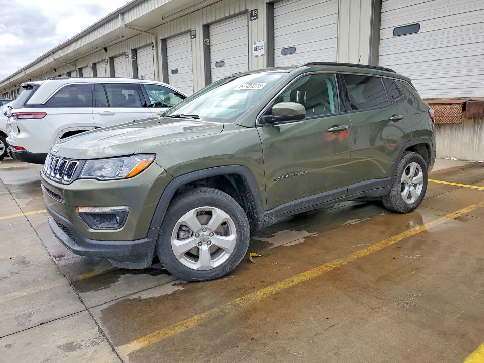 JEEP COMPASS 2019 with VIN 3C4NJDBB0KT661641 - Photo from auction