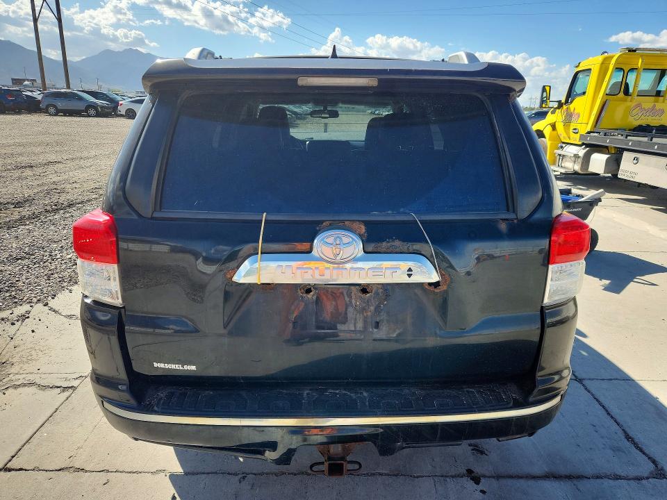 Photo 6 from auction – 2012 TOYOTA 4RUNNER with VIN JTEBU5JR7C5087891