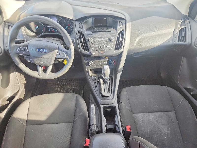 Photo 8 from auction – 2015 FORD FOCUS with VIN 1FADP3F2XFL329101