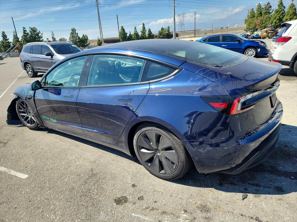 Снимка 2 от търг – 2026 TESLA MODEL 3 с VIN 5YJ3E1EA1TF209646