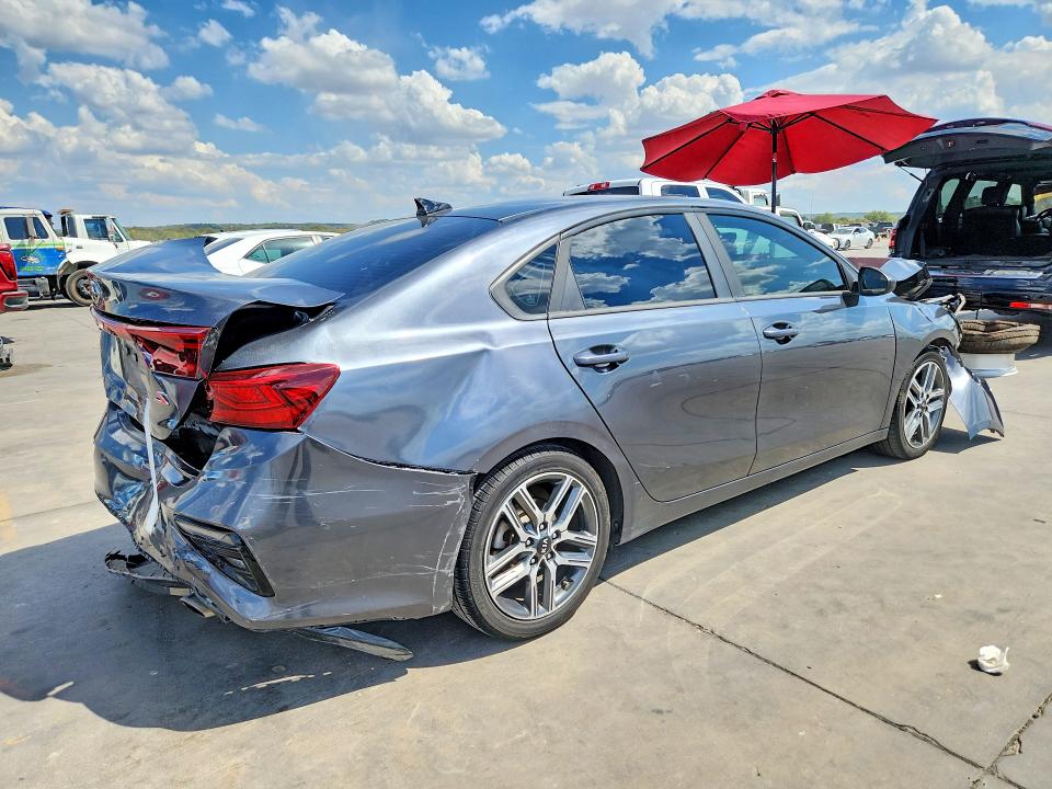 Photo 3 from auction – 2019 KIA FORTE with VIN 3KPF34AD2KE105210
