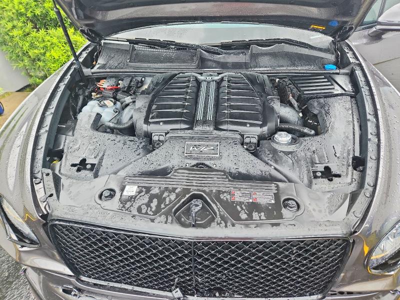 Zdjęcie 12 z aukcji – 2022 BENTLEY BENTAYGA z VIN SJAAR2ZV0NC015335