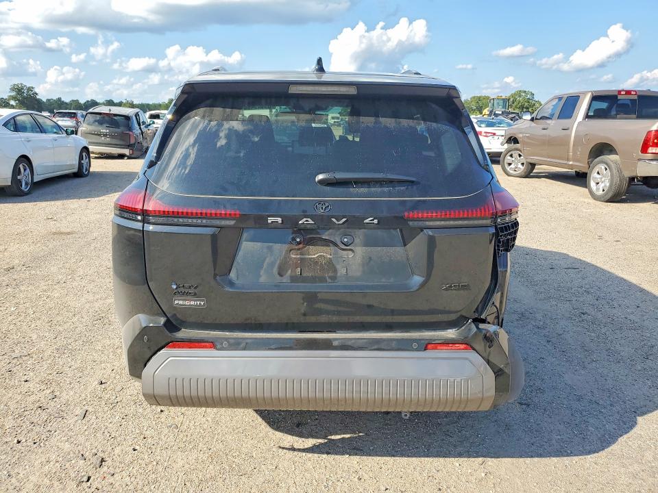Снимка 6 от търг – 2026 TOYOTA RAV4 с VIN 2T36CRAVXTW003911