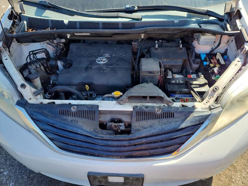 Photo 12 from auction – 2013 TOYOTA SIENNA with VIN 5TDKK3DCXDS346584