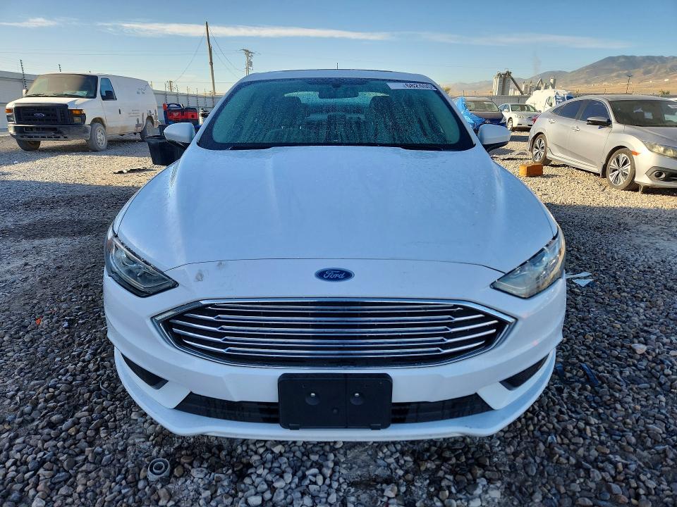 Zdjęcie 5 z aukcji – 2017 FORD FUSION z VIN 3FA6P0LU3HR357663