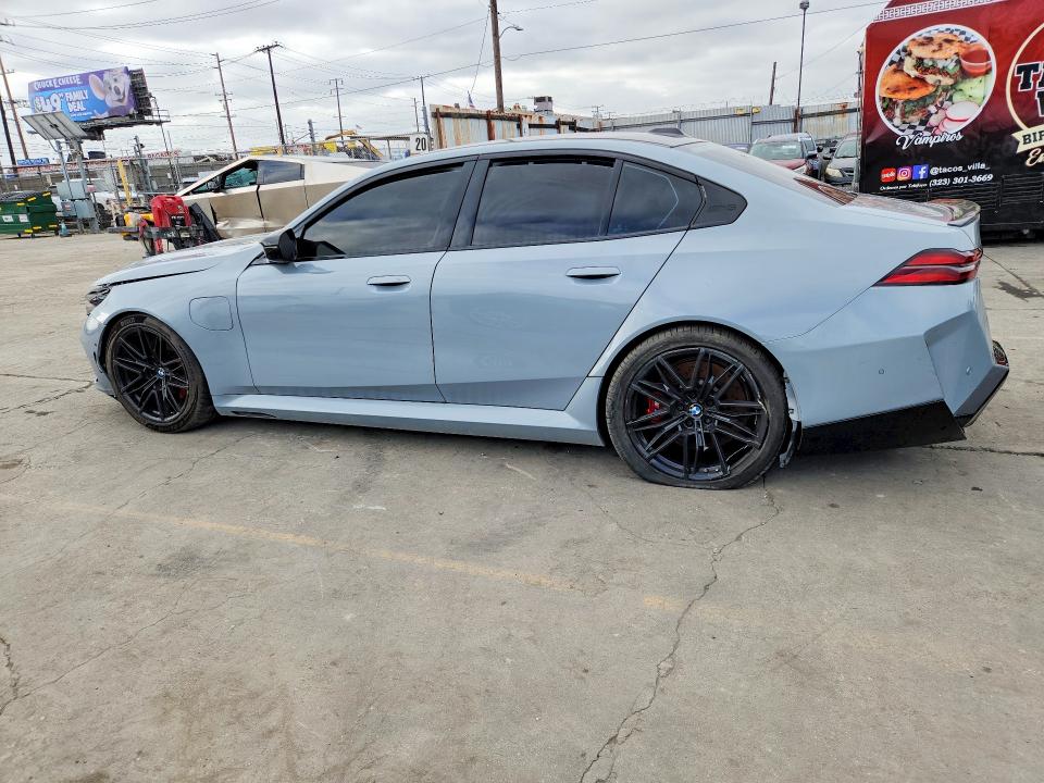 Photo 2 from auction – 2026 BMW M5 with VIN WBS83FK02TCV22294