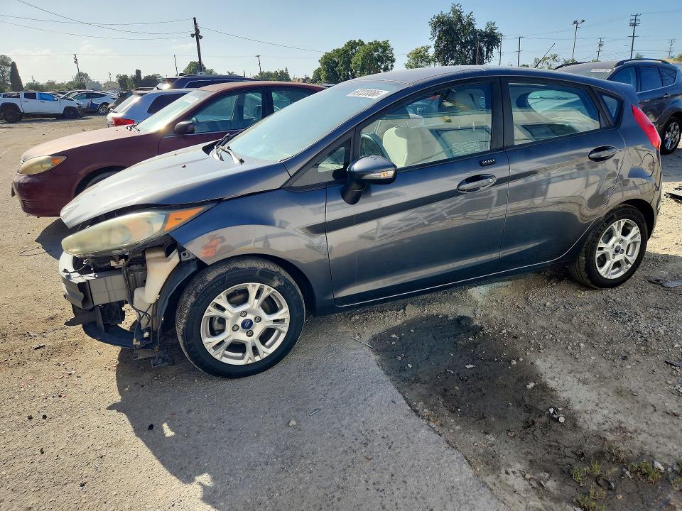 FORD FIESTA 2015 مع رقم تعريف المركبة 3FADP4EJ3FM159029 - صورة من المزاد