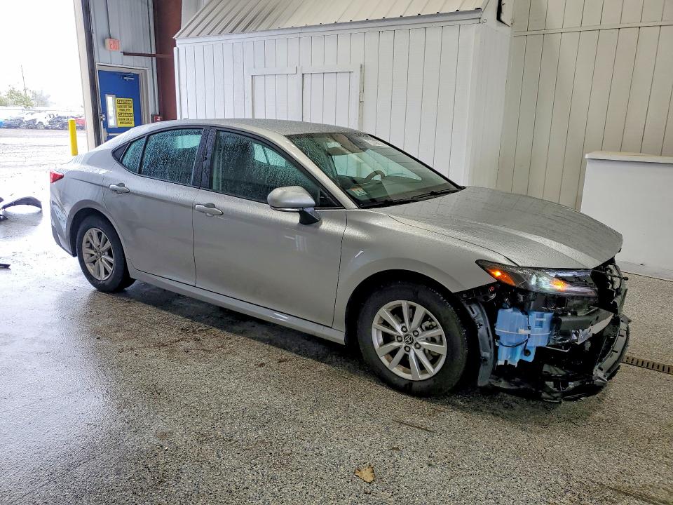 Photo 4 from auction – 2026 TOYOTA CAMRY with VIN 4T1DAACK3TU718698