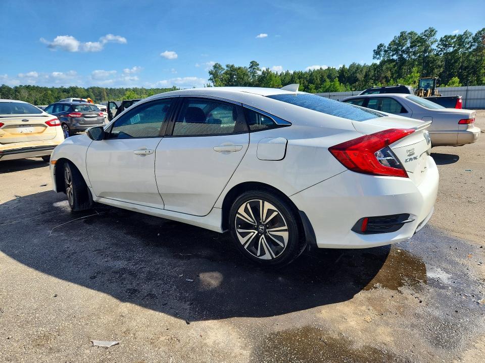 Photo 2 from auction – 2016 HONDA CIVIC with VIN 19XFC1F3XGE042217