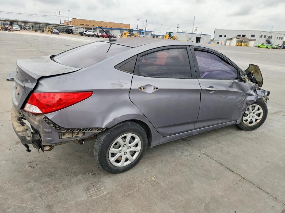 Photo 3 from auction – 2013 HYUNDAI ACCENT with VIN KMHCT4AE2DU555015