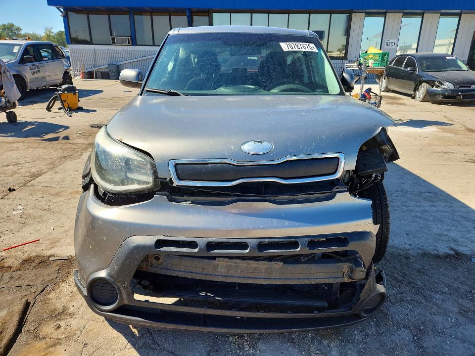Zdjęcie 5 z aukcji – 2018 KIA SOUL z VIN KNDJN2A2XJ7597362