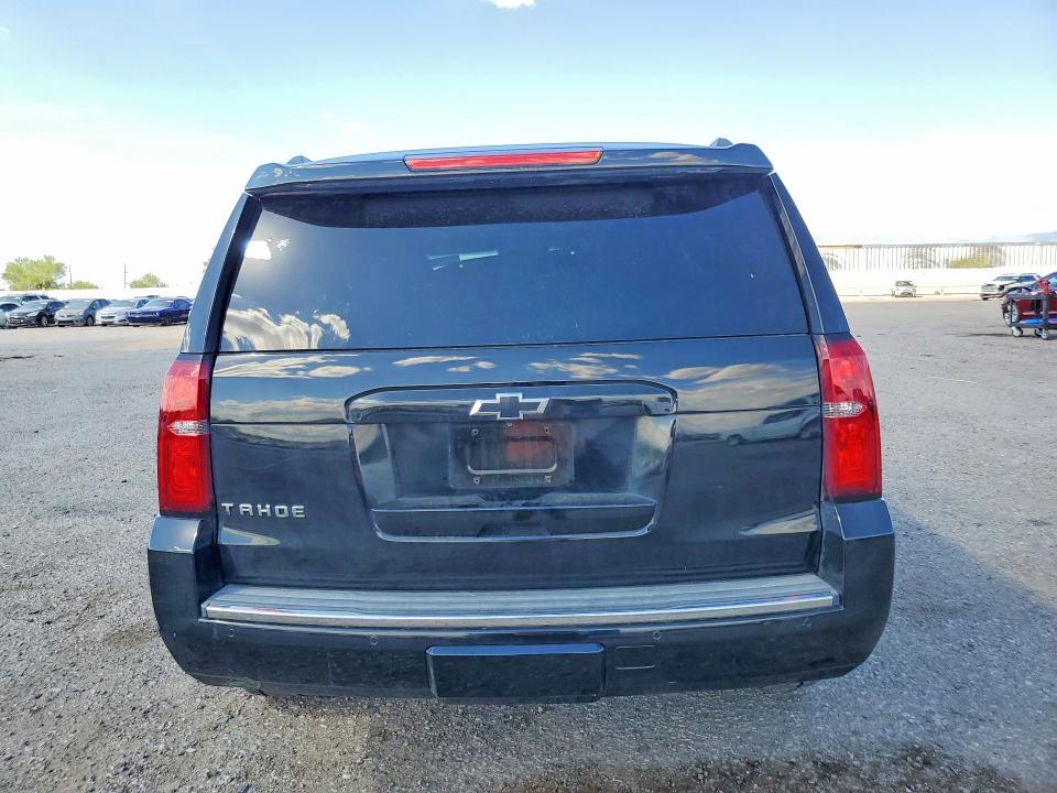 Photo 6 from auction – 2015 CHEVROLET TAHOE with VIN 1GNSKCKC2FR731598