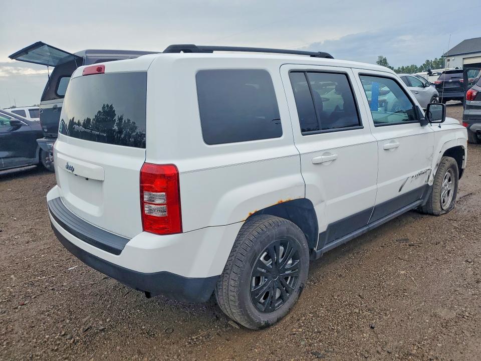 Photo 3 from auction – 2017 JEEP PATRIOT with VIN 1C4NJPBA0HD150342