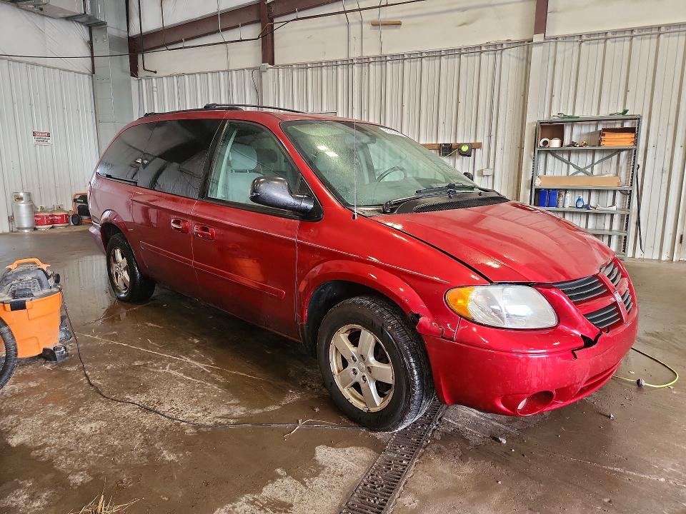 Photo 4 from auction – 2007 DODGE GRAND CARAVAN with VIN 2D4GP44L37R219558