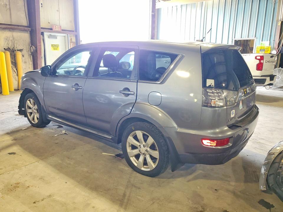 Photo 2 from auction – 2010 MITSUBISHI OUTLANDER with VIN JA4JT5AX5AZ003469