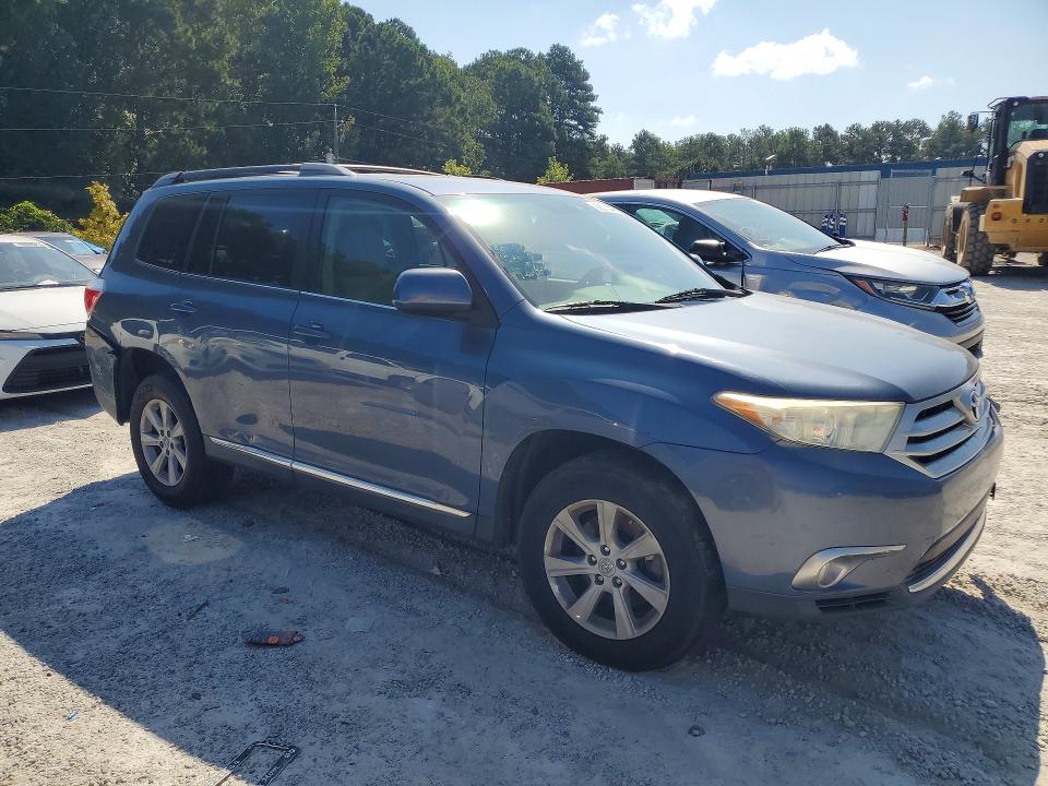 Photo 4 from auction – 2013 TOYOTA HIGHLANDER with VIN 5TDZK3EH6DS099511
