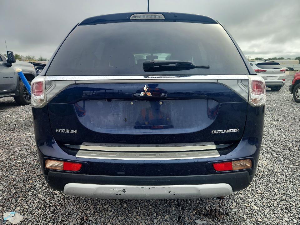 Photo 6 from auction – 2015 MITSUBISHI OUTLANDER with VIN JA4AZ3A30FZ010501
