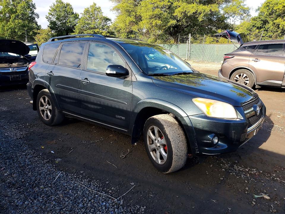 Снимка 4 от търг – 2011 TOYOTA RAV4 с VIN 2T3DF4DV9BW140852