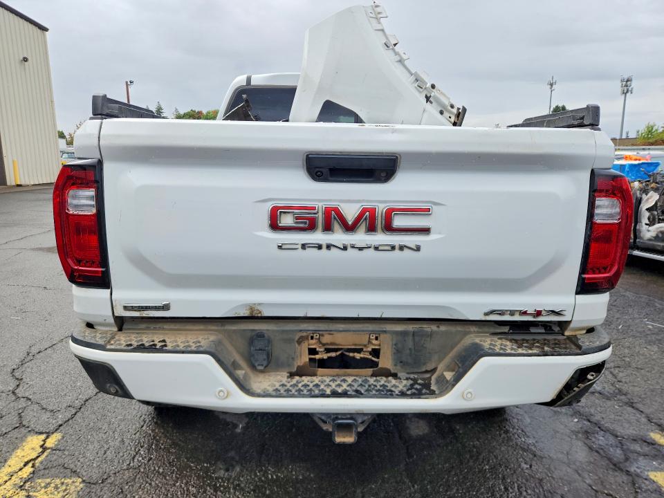 Zdjęcie 6 z aukcji – 2023 GMC CANYON z VIN 1GTP6EEK5P1260726