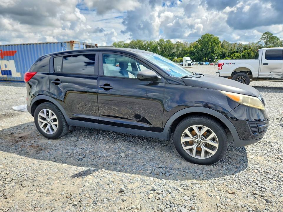 Photo 4 from auction – 2016 KIA SPORTAGE with VIN KNDPB3AC6G7823164