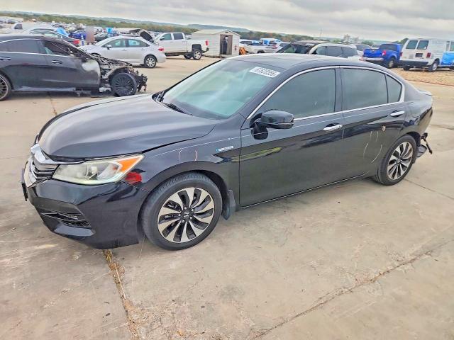 HONDA ACCORD 2017 with VIN JHMCR6F56HC031156 - Photo from auction