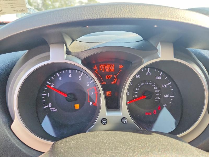 Photo 9 from auction – 2014 NISSAN JUKE with VIN JN8AF5MV0ET484882