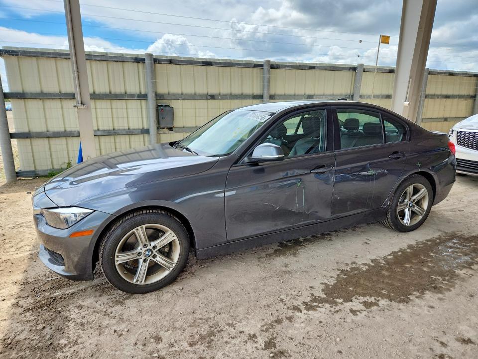 BMW 328 2014 con VIN WBA3A5C54EF605798 - Foto de la subasta