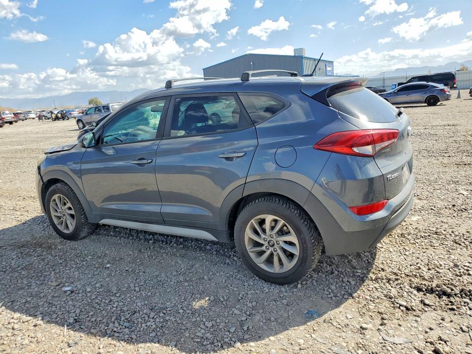 Photo 2 from auction – 2017 HYUNDAI TUCSON with VIN KM8J3CA42HU412306