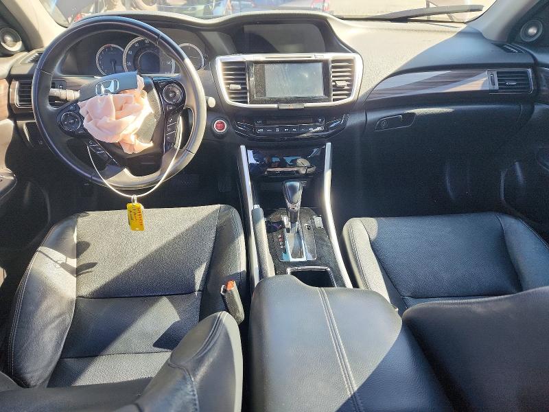 Снимка 8 от търг – 2017 HONDA ACCORD с VIN 1HGCR3F96HA033389