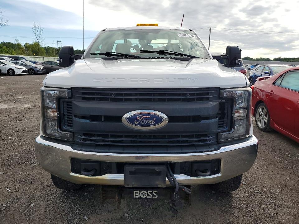 Photo 5 from auction – 2019 FORD F250 with VIN 1FTBF2B68KEC84410