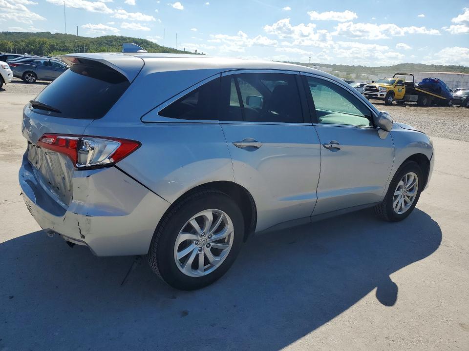 Zdjęcie 3 z aukcji – 2017 ACURA RDX z VIN 5J8TB4H33HL021191