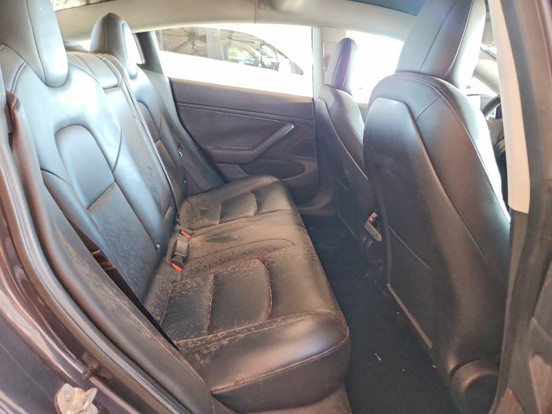 Photo 10 from auction – 2018 TESLA MODEL 3 with VIN 5YJ3E1EA2JF031520
