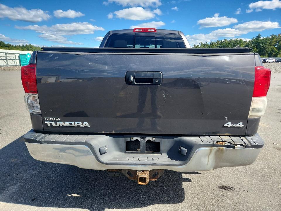 Photo 6 from auction – 2012 TOYOTA TUNDRA with VIN 5TFUY5F10CX234576