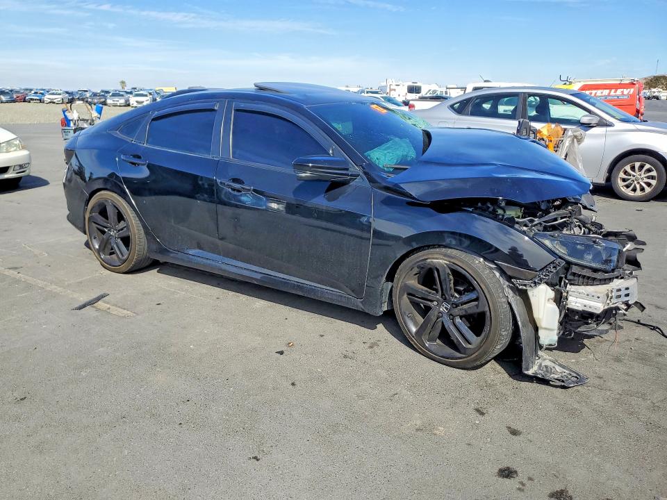 Photo 4 from auction – 2017 HONDA CIVIC with VIN 19XFC2F7XHE221433