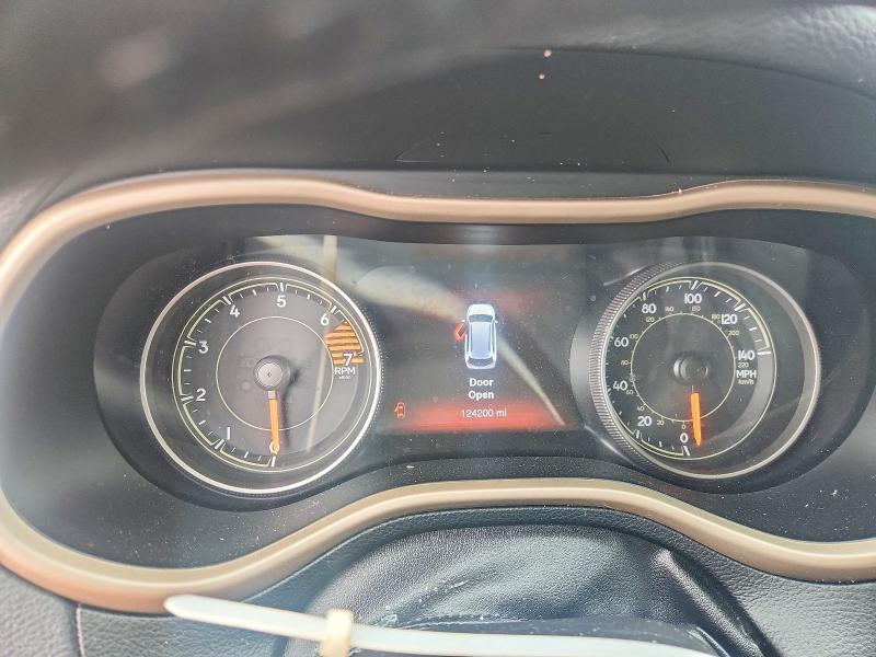 Photo 9 from auction – 2016 JEEP CHEROKEE with VIN 1C4PJMDB3GW157320