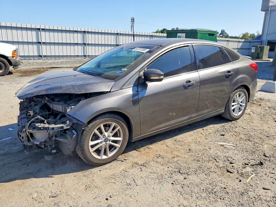FORD FOCUS 2015 с VIN 1FADP3F26FL329208 - Снимка от търг