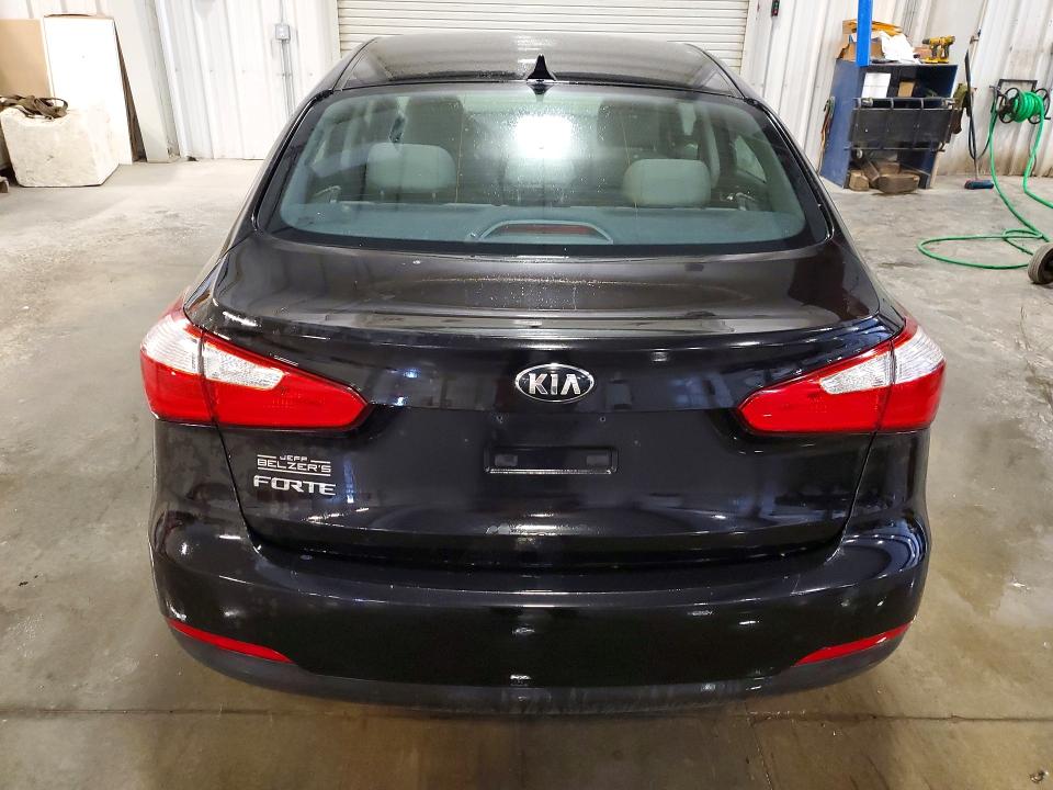 Photo 6 from auction – 2016 KIA FORTE with VIN KNAFK4A64G5486305