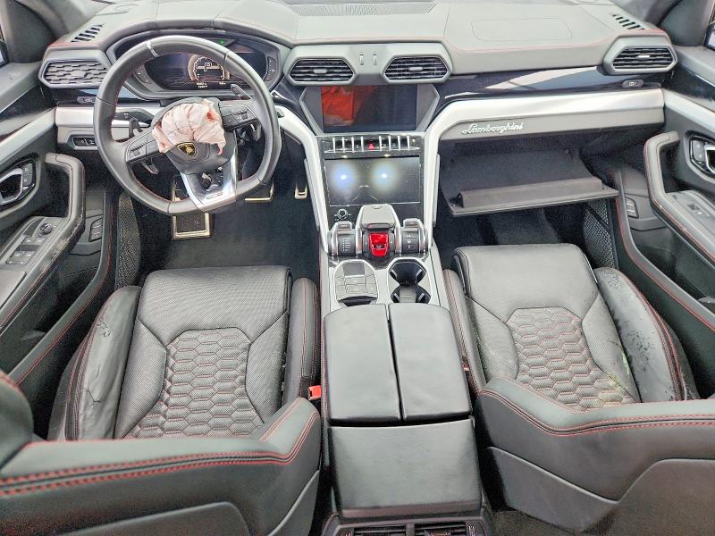 Photo 8 from auction – 2019 LAMBORGHINI URUS with VIN ZPBUA1ZL7KLA04560