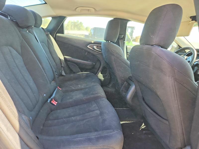 Фото 10 с аукциона – 2015 CHRYSLER 200 с VIN 1C3CCCAB4FN578995
