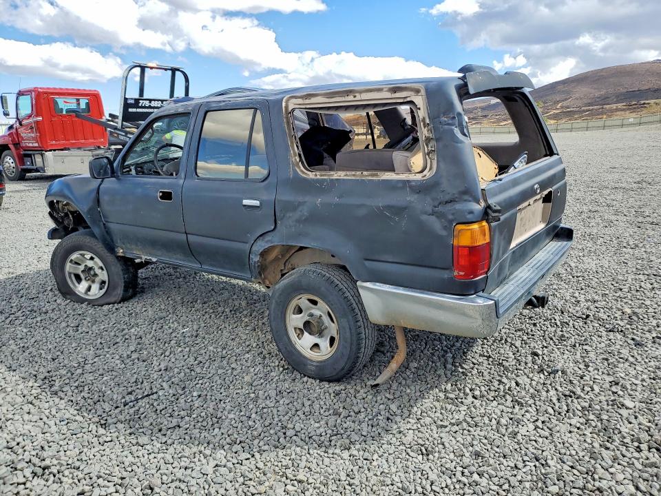 Photo 2 from auction – 1995 TOYOTA 4RUNNER with VIN JT3VN39W6S0218337