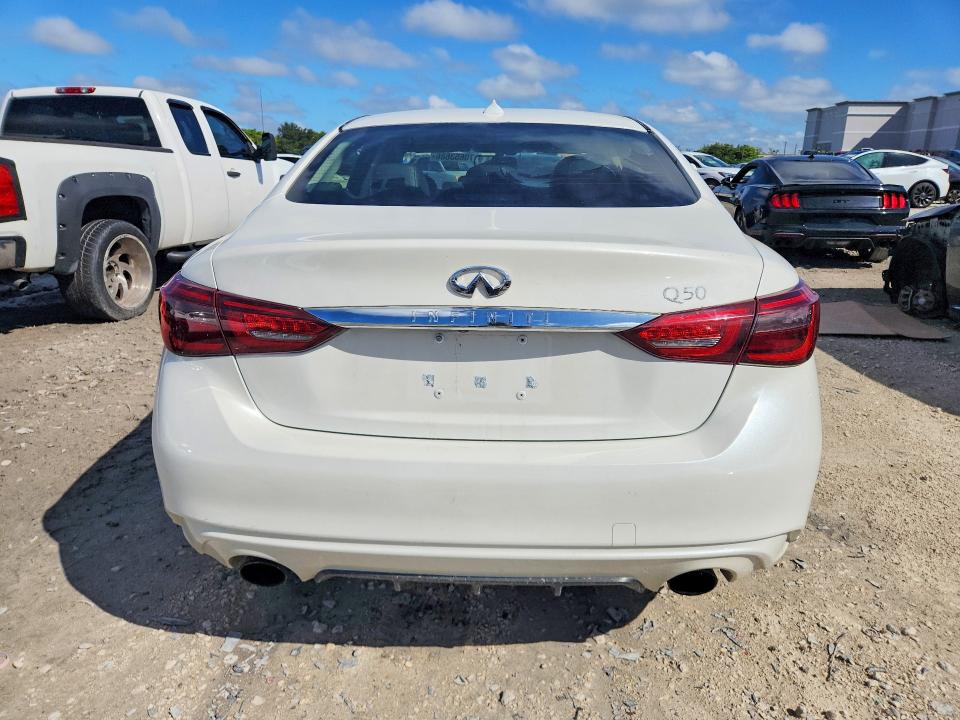 Photo 6 from auction – 2018 INFINITI Q50 with VIN JN1EV7AP3JM365569