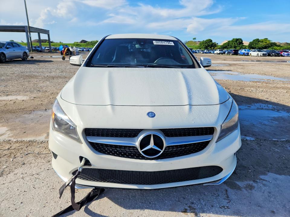 Photo 5 from auction – 2017 MERCEDES-BENZ CLA with VIN WDDSJ4EB6HN429283