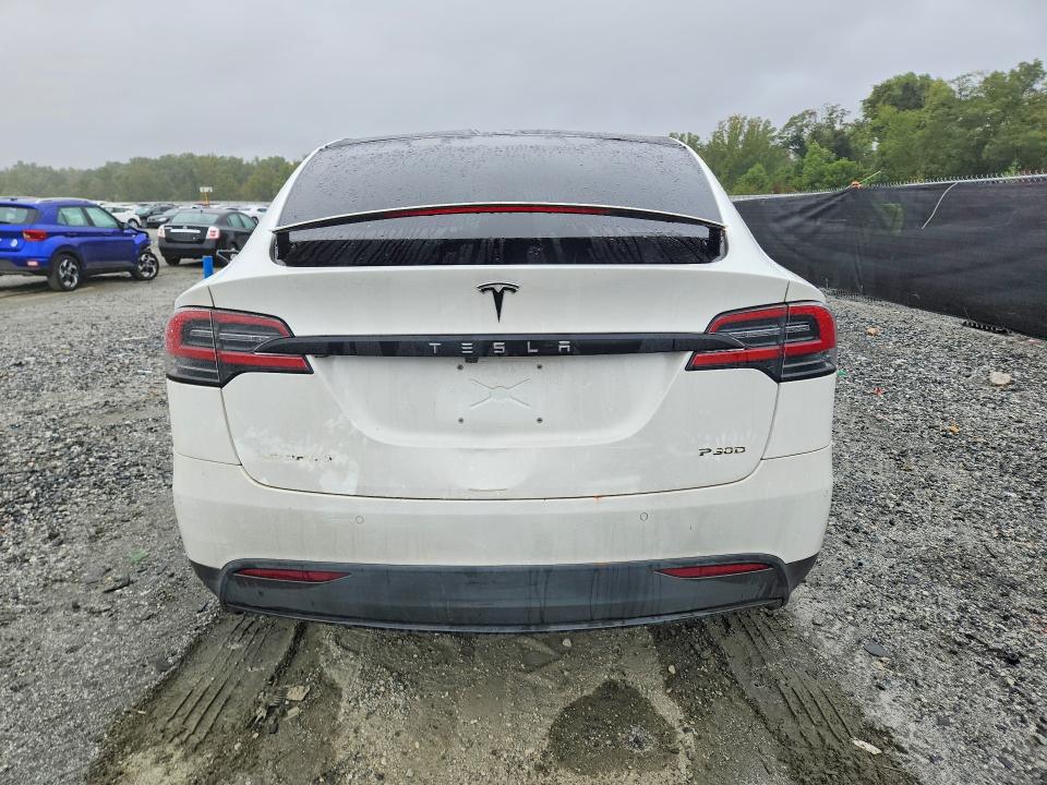 Снимка 6 от търг – 2016 TESLA MODEL X с VIN 5YJXCAE48GFS00479