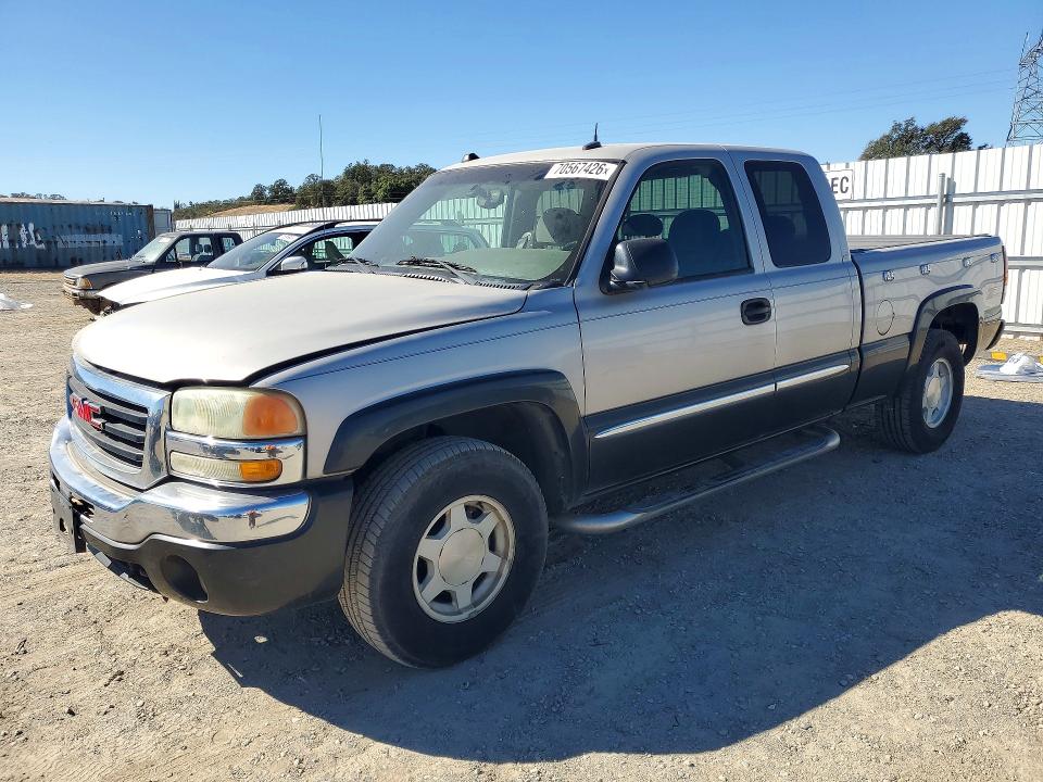 Photo 1 from auction – 2004 GMC NEW SIERRA with VIN 2GTEK19T741136770