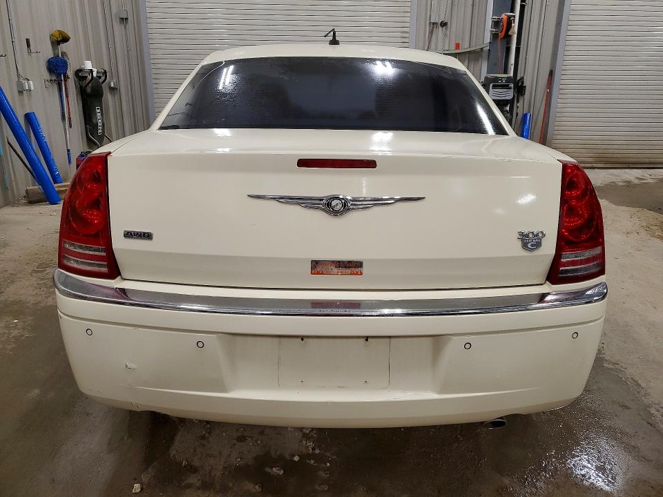 Photo 6 from auction – 2008 CHRYSLER 300C with VIN 2C3LK63H48H272140