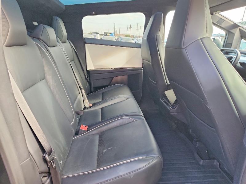 صورة رقم 11 من المزاد - 2024 TESLA CYBERTRUCK مع VIN 7G2CEHEE0RA009114