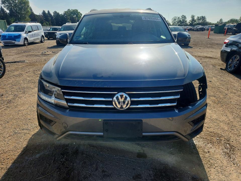 Photo 5 from auction – 2018 VOLKSWAGEN TIGUAN with VIN 3VV2B7AX9JM169957