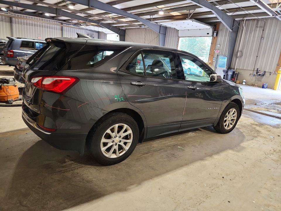 Снимка 3 от търг – 2018 CHEVROLET EQUINOX с VIN 2GNAXREV4J6328160